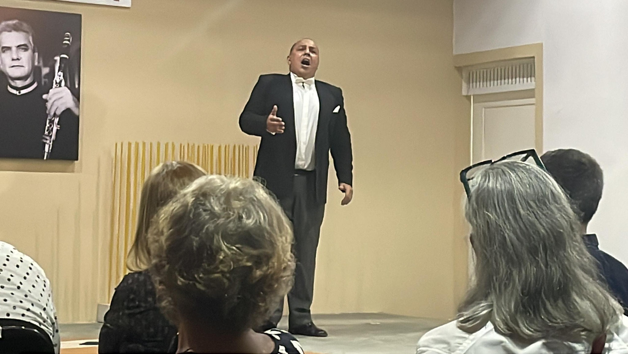 Edgar Bastidas en presentación